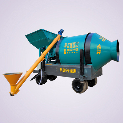 750Ltr Self Loading Cement Mixer Automated Self Batching Concrete Truck